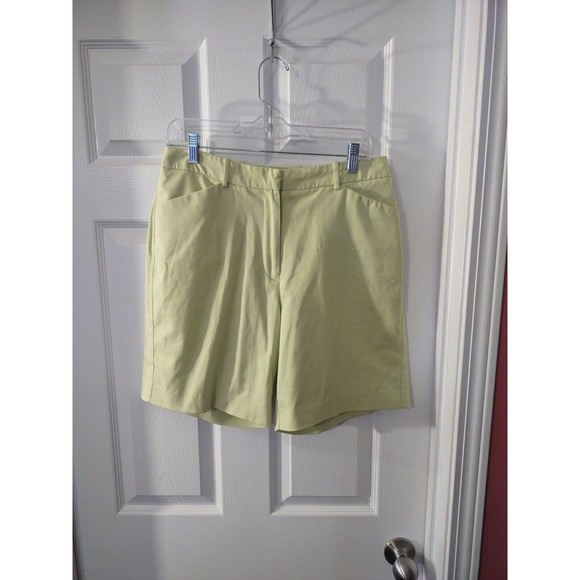 Tehama Nancy Haley Shorts Size 10 Light Green - Picture 1 of 8
